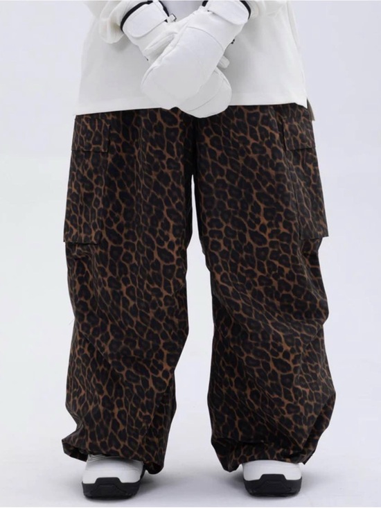 Snowverb Pants - NWT Women's Double Knee Mountain Freestyle Baggy Camo Snow Pants